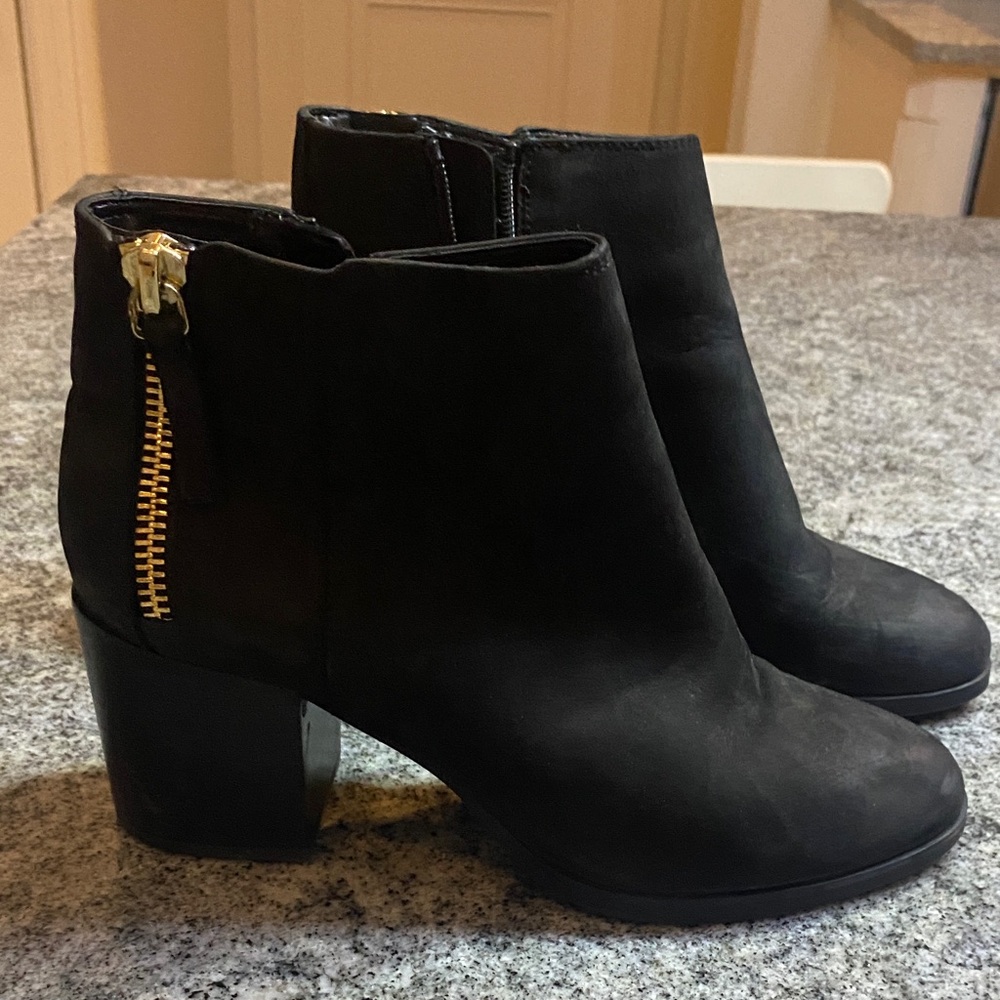 Black Suede Ankle Boots with Gold Zip - ALDO abd side zip EUC